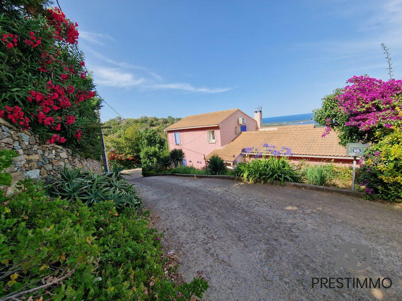 Maison - 185 m² - 7 pièces