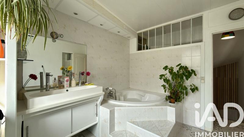 Maison de ville - 90 m² - 4 pièces