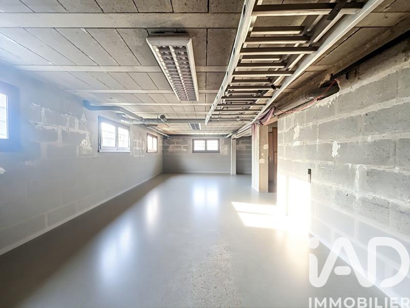 Maison - 155 m² - 9 pièces