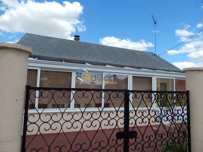 Maison - 95 m² - 3 pièces