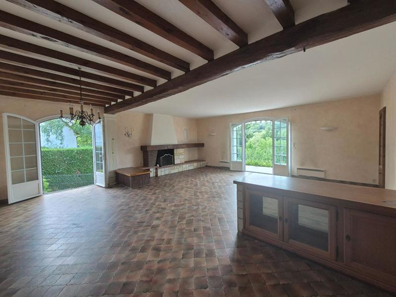 Maison - 163 m² - 6 pièces