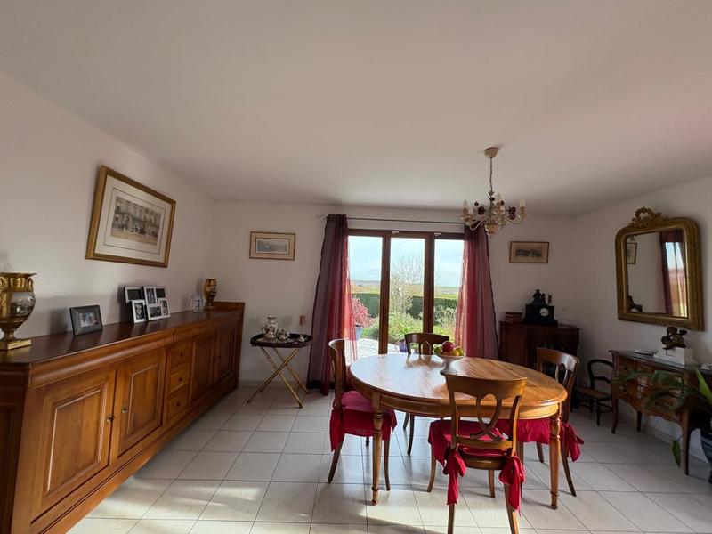 Maison - 142 m² - 5 pièces
