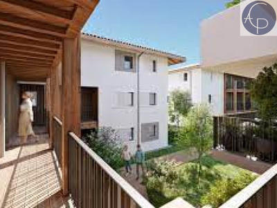 Appartement - 89 m² - 4 pièces