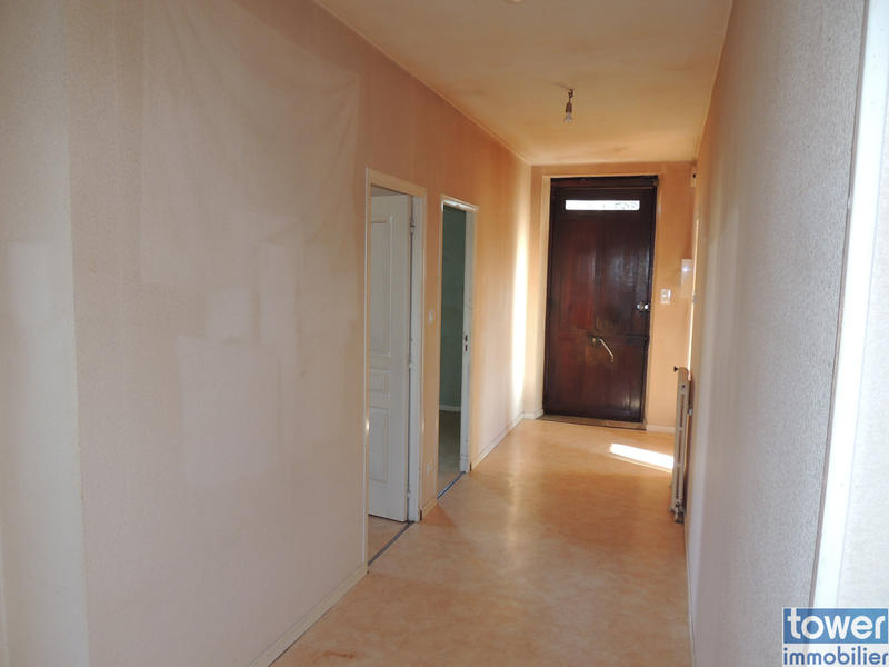 Maison - 93 m² - 4 pièces