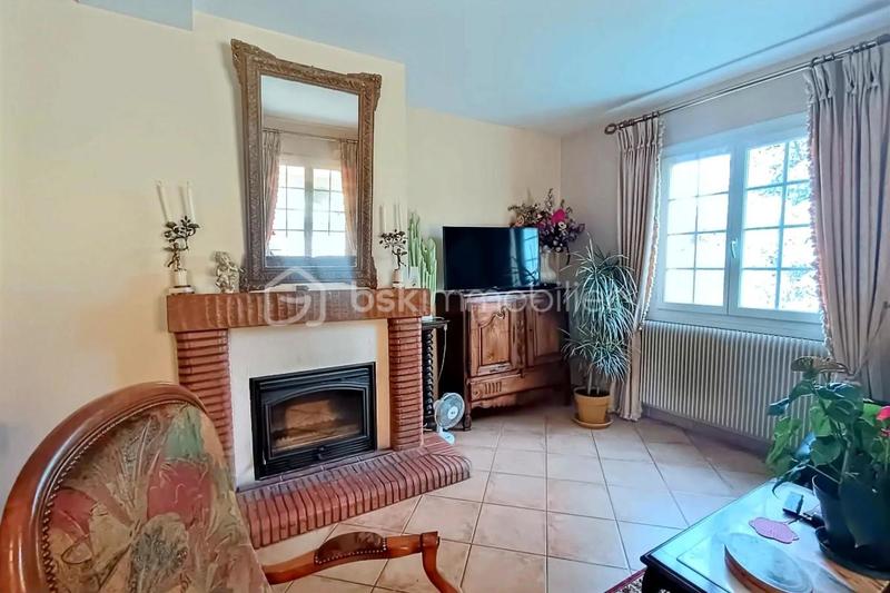 Maison - 200 m² - 7 pièces