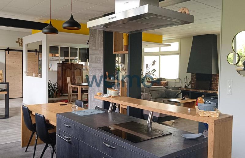 Maison - 278 m² - 7 pièces