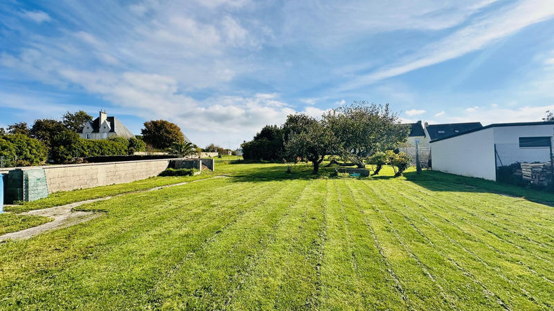 Maison - 220 m² - 11 pièces