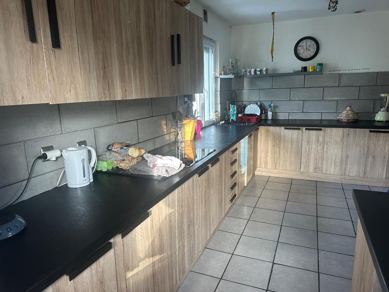 Maison - 121 m² - 6 pièces