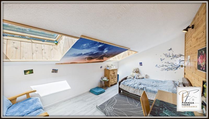 Duplex - 133 m² - 6 pièces