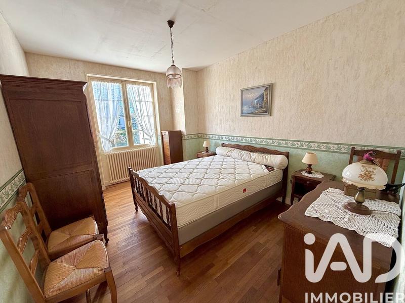 Maison - 98 m² - 5 pièces