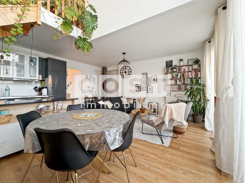 Appartement - 98 m² - 4 pièces