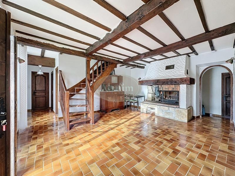 Maison - 190 m² - 7 pièces