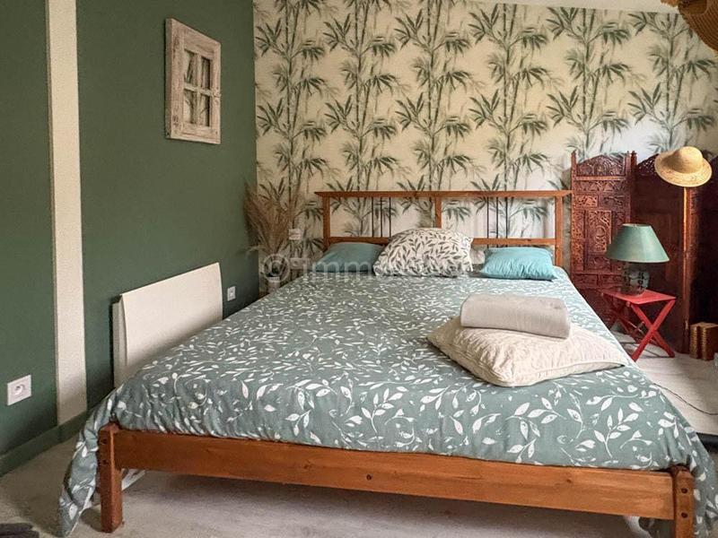 Maison en pierre - 201 m² - 8 pièces