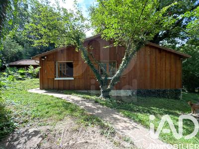 Maison - 120 m² - 6 pièces