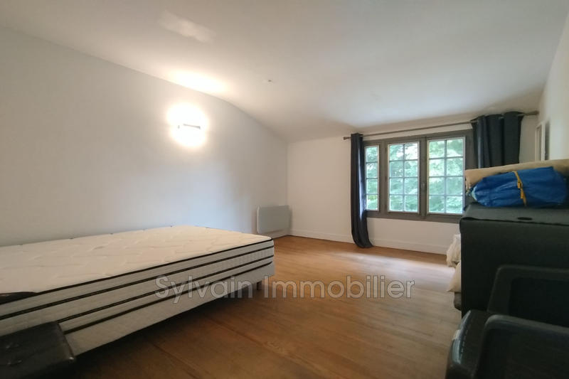 Maison - 220 m² - 9 pièces