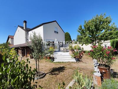 Maison - 132 m² - 7 pièces