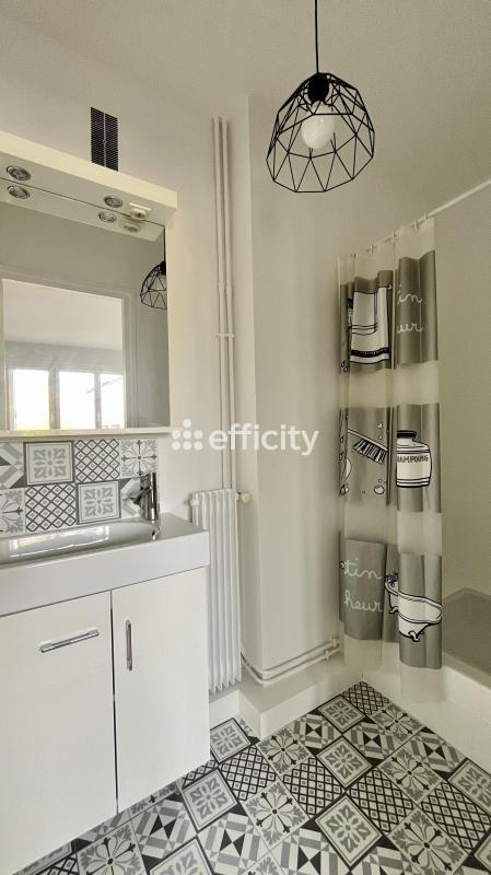 Appartement - 100 m² - 4 pièces