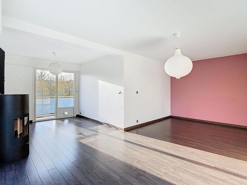 Appartement - 104 m² - 5 pièces