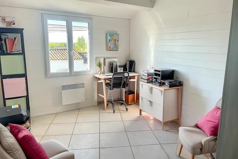 Château - 64 m² - 4 pièces