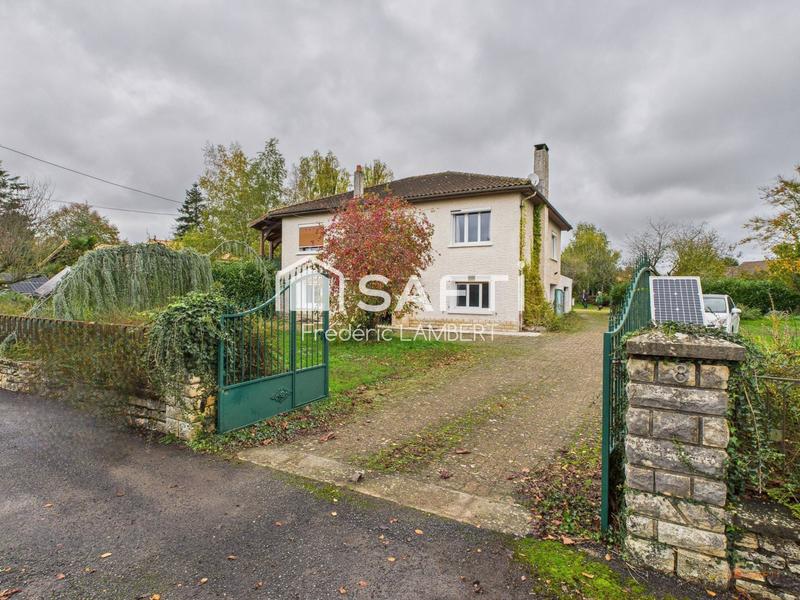 Maison - 219 m² - 5 pièces