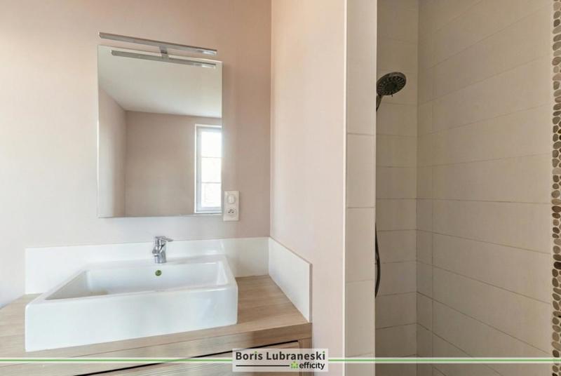 Maison - 206 m² - 7 pièces