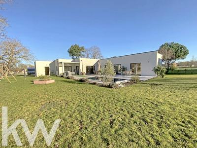 Maison - 142 m² - 5 pièces