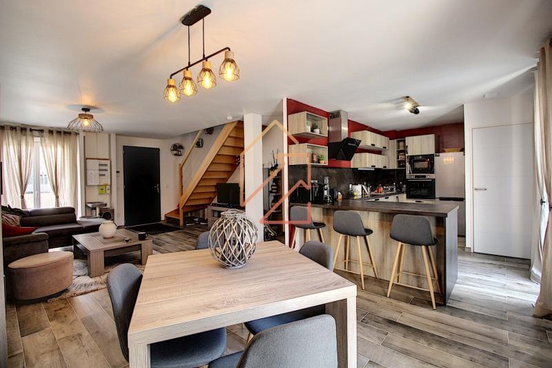 Maison - 104 m² - 5 pièces