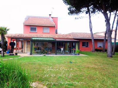 Demeure - 230 m² - 9 pièces