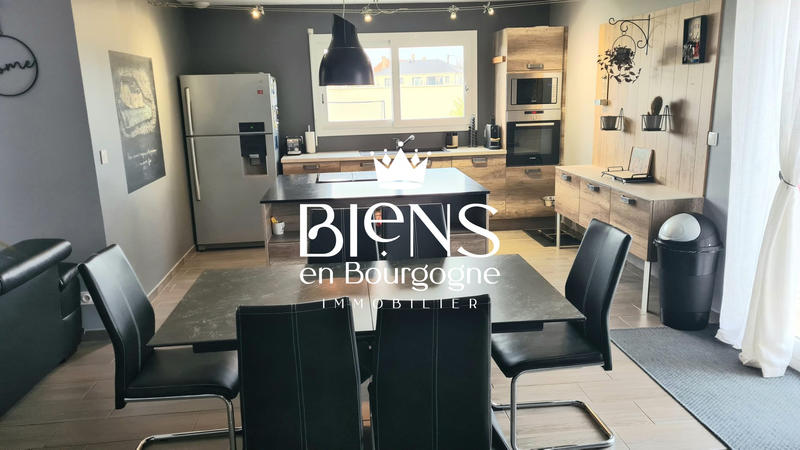 Maison contemporaine - 114 m² - 5 pièces