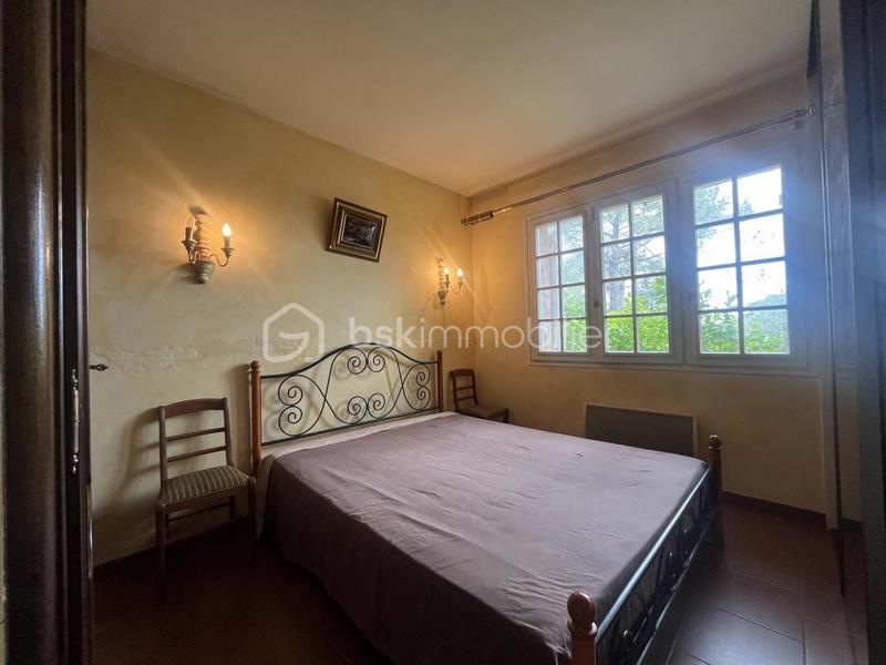 Villa - 216 m² - 5 pièces