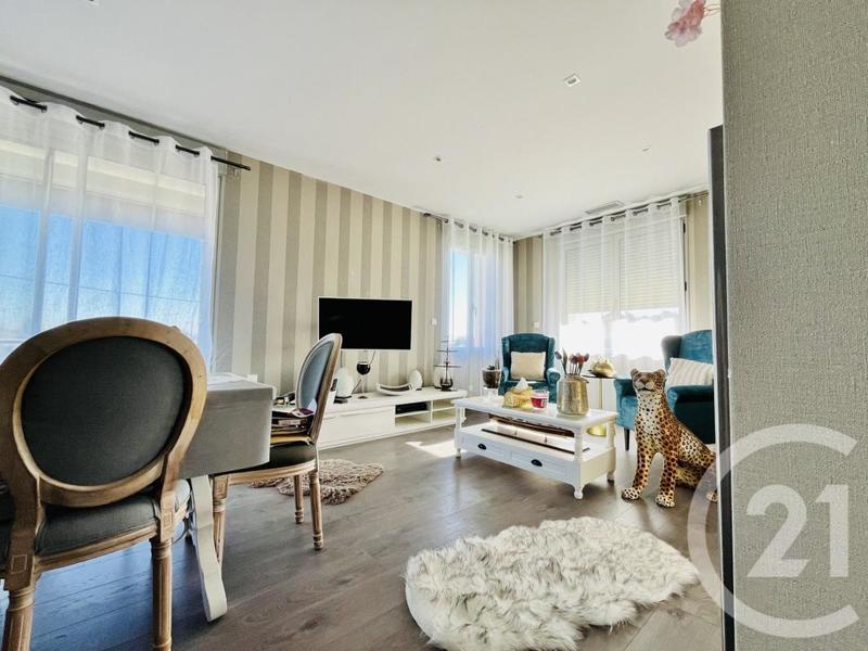 Maison de village - 143 m² - 6 pièces