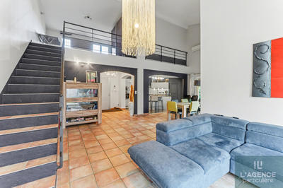 Maison - 159 m² - 5 pièces