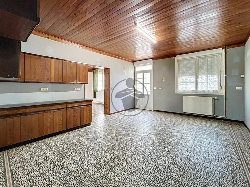 Maison - 208 m² - 7 pièces