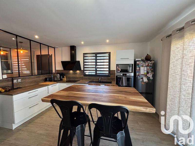 Maison - 80 m² - 4 pièces