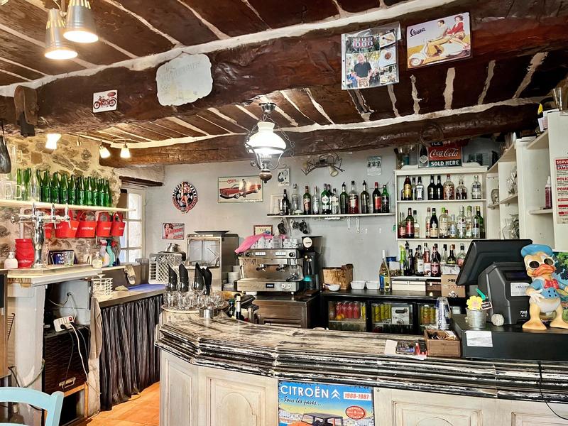 Local commercial - 300 m² - 10 pièces