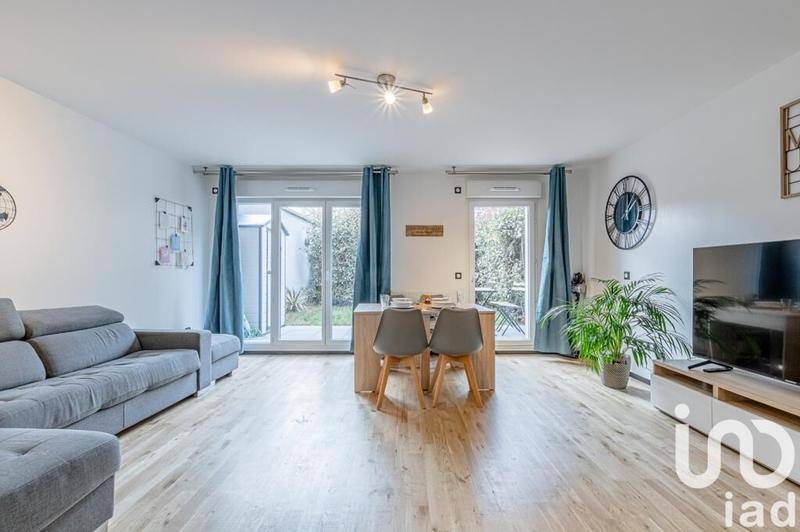 Maison - 80 m² - 4 pièces