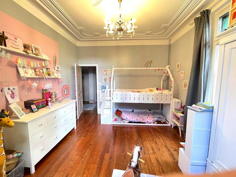 Maison - 250 m² - 7 pièces