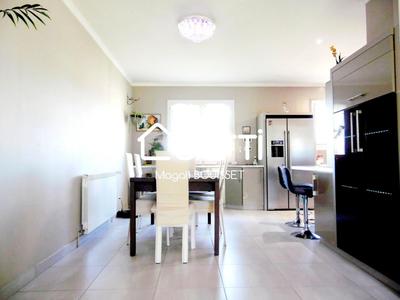 Maison - 168 m² - 6 pièces