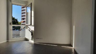 Studio - 18 m² - 1 pièce