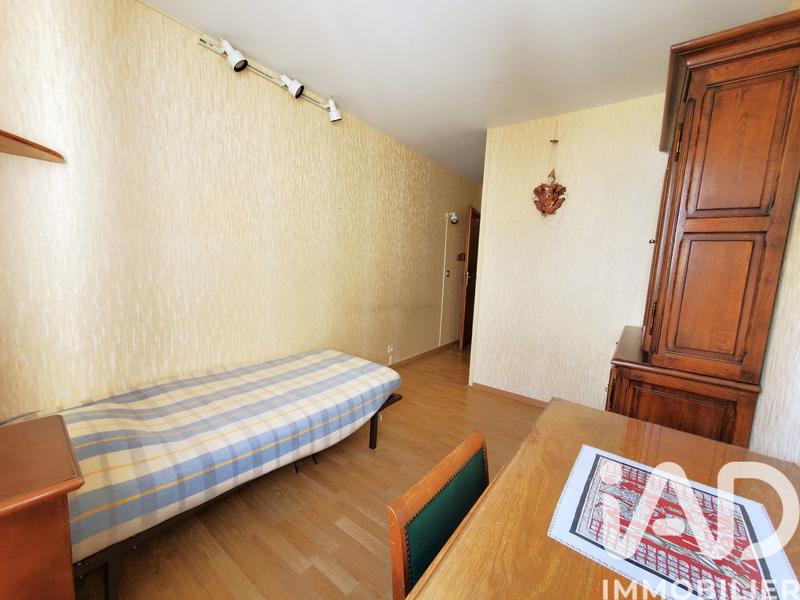 Appartement - 97 m² - 6 pièces