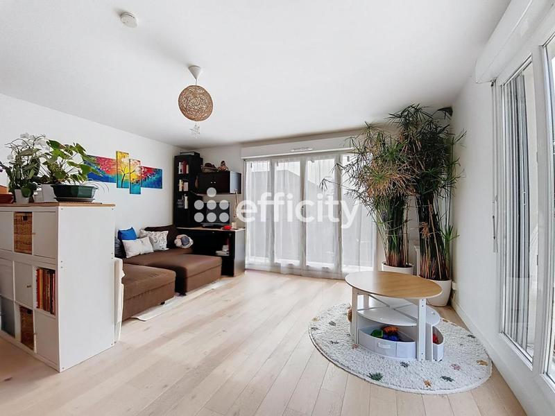 Appartement - 77 m² - 4 pièces