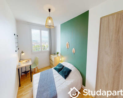 Chambre - 80 m² - 1 pièce