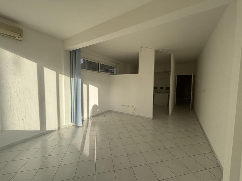 Local commercial - 56 m²