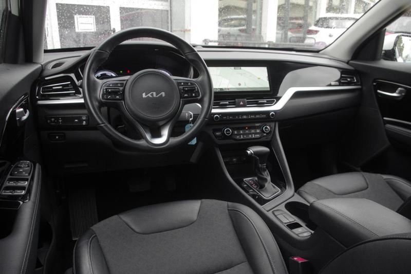 Kia Niro (2) 1.6 Gdi 141 Isg Hybride Active Business Dct6