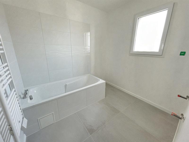 Maison contemporaine - 112 m² - 6 pièces