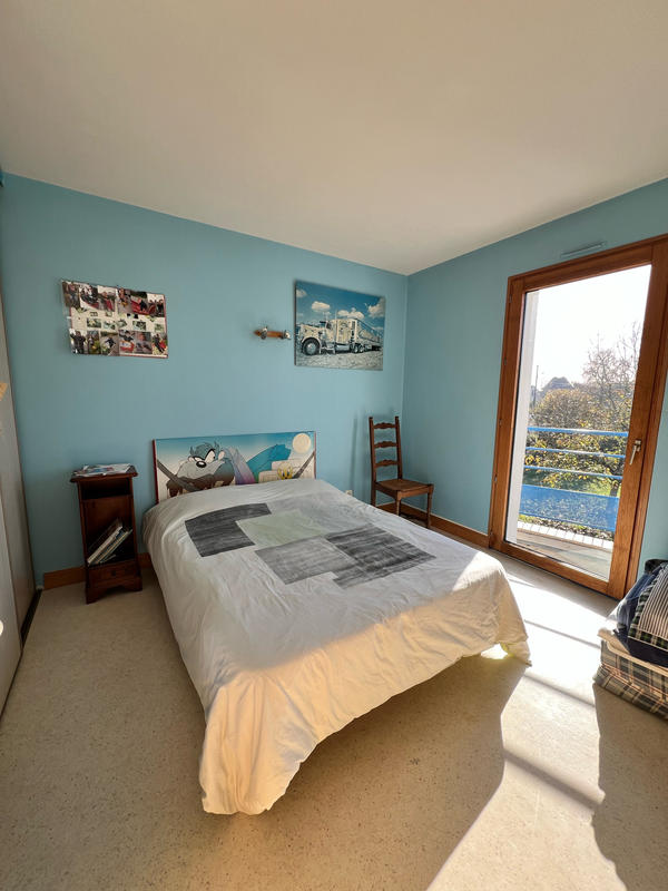 Maison - 160 m² - 8 pièces