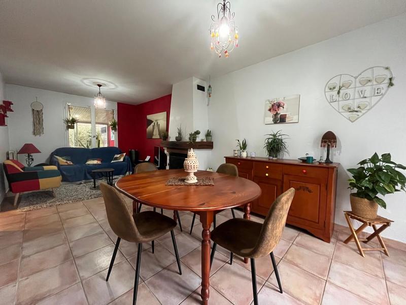 Maison - 96 m² - 4 pièces
