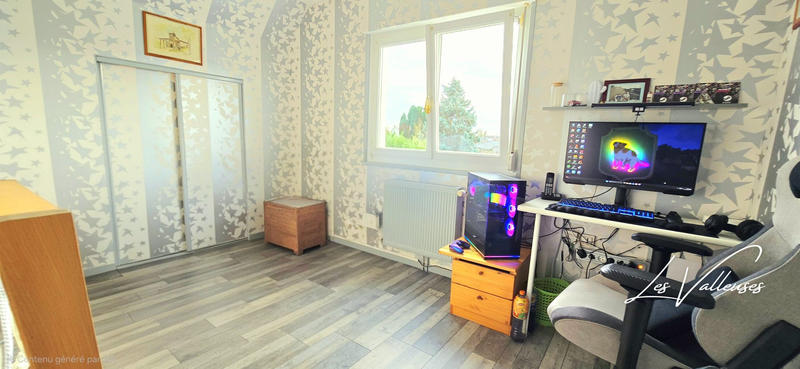 Maison - 115 m² - 4 pièces