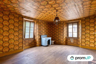 Maison - 200 m² - 8 pièces