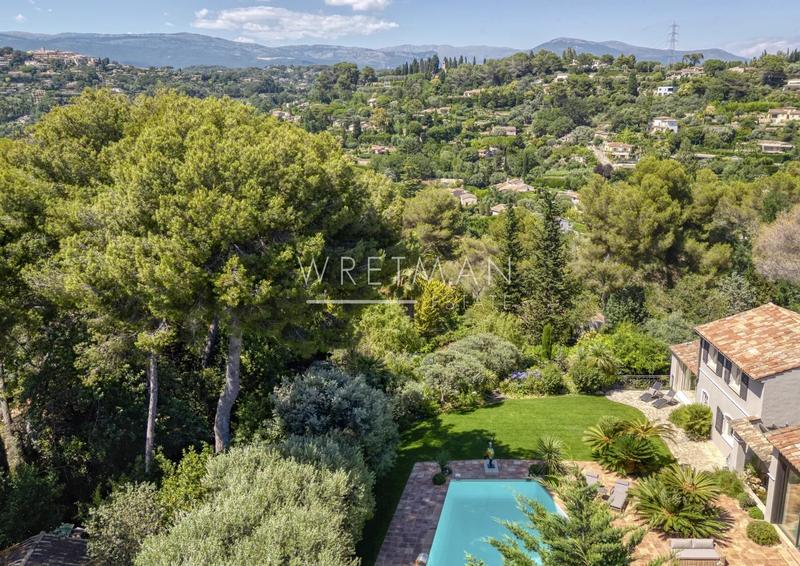 Villa - 430 m² - 7 pièces